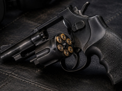 Revolver à blanc : quel modèle choisir pour l'entraînement professionnel ?